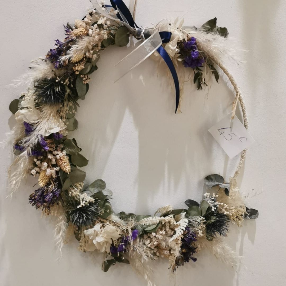 couronne fleurs séchées bleue